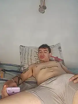 Snapshot of Bruno_Iris_sex chatting on January 12, 2025, 12:23 pm Bruno Iris sex online show from January 12, 2025, 12:23 pm