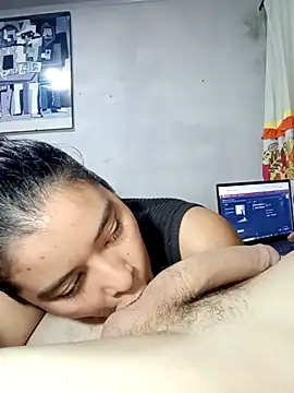 Snapshot of Bruno_Iris_sex chatting on October 1, 2025, 5:13 am Bruno Iris sex online show from October 1, 2025, 5:13 am