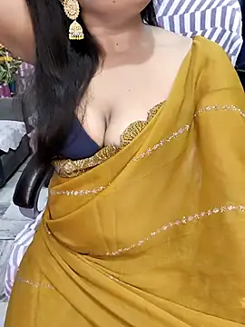 Cute-Raashii online show from February 21, 2026, 11:39 pm