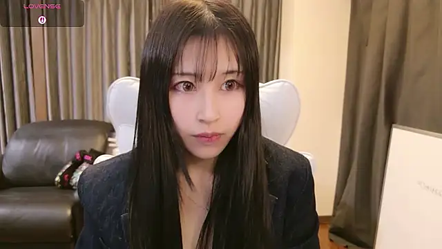 Snapshot of -satomi-jp chatting on February 6, 2026, 2:20 pm -satomi-jp online show from February 6, 2026, 2:20 pm