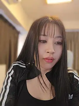 -satomi-jp online show from May 24, 2026, 8:52 am