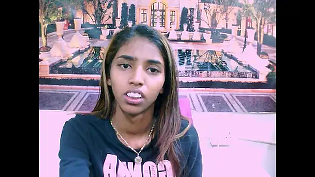 IndianSexySlender online show from December 13, 2024, 6:00 am