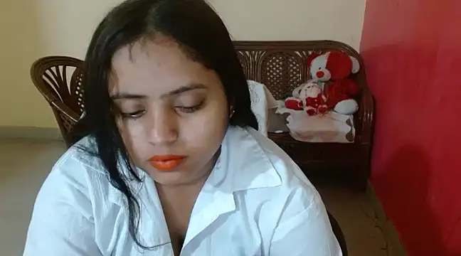 Snapshot of Amandaliss chatting on February 27, 2025, 2:21 am Amandaliss online show from February 27, 2025, 2:21 am