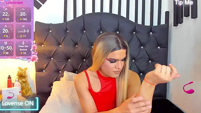 AllisonsweetZ online show from December 19, 2024, 8:13 pm