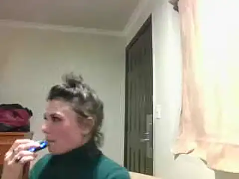Snapshot of Phoenixmonroe0810 chatting on January 5, 2025, 8:00 am Phoenixmonroe0810 online show from January 5, 2025, 8:00 am