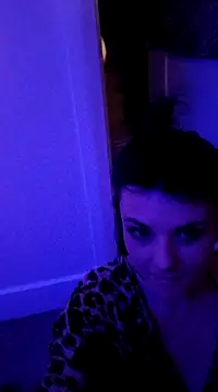 Snapshot of Phoenixmonroe0810 chatting on January 25, 2025, 8:21 am Phoenixmonroe0810 online show from January 25, 2025, 8:21 am