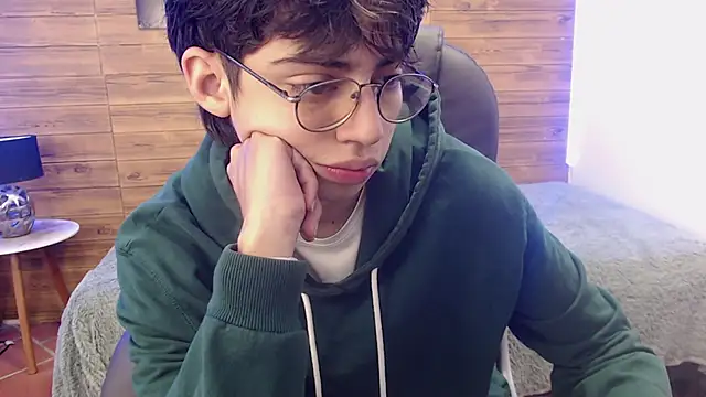 jhoellx online show from January 9, 2025, 12:41 pm