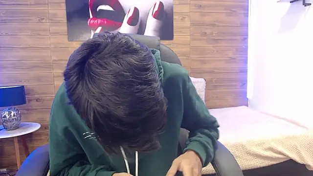 jhoellx online show from February 21, 2025, 1:11 pm