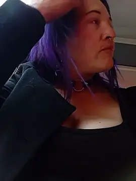 sophie banger online show from November 7, 2025, 5:13 pm