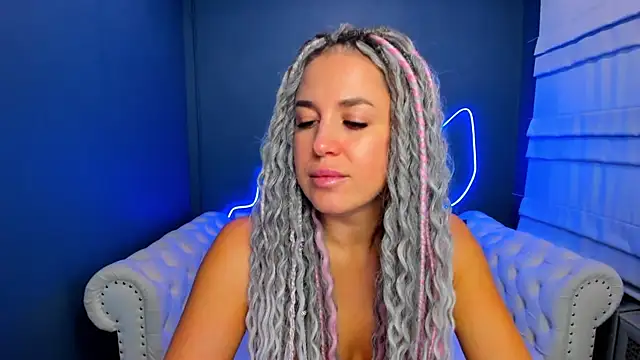 rock n roxy online show from September 26, 2025, 1:20 am