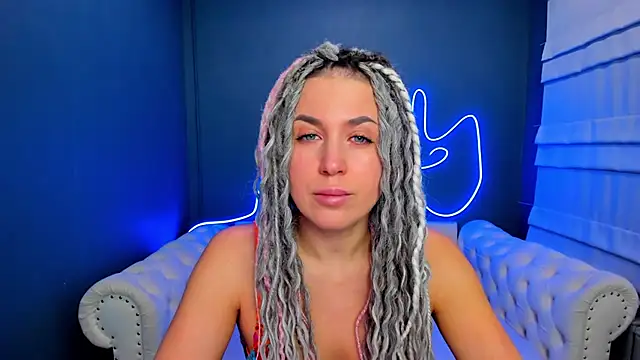 Snapshot of rock_n_roxy chatting on February 10, 2026, 1:21 am rock n roxy online show from February 10, 2026, 1:21 am