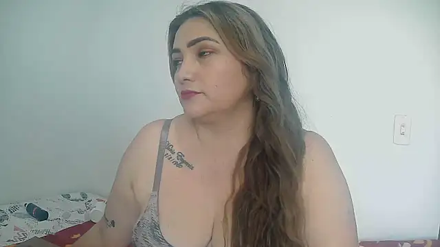 Snapshot of Paula-Harrison chatting on December 13, 2024, 1:12 pm Paula-Harrison online show from December 13, 2024, 1:12 pm