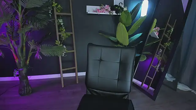 CassieCool online show from February 22, 2025, 6:28 am