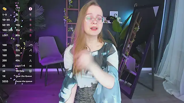 CassieCool online show from February 25, 2025, 11:55 pm