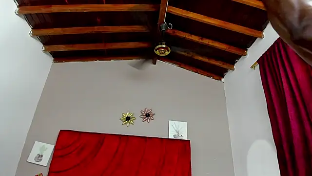 jhonjairo85  online show from March 20, 2025, 3:56 am