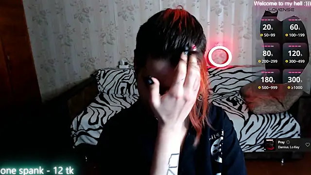 Miya Wey  online show from February 2, 2025, 5:37 pm