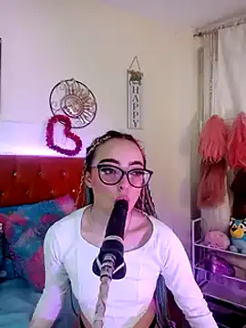 Yennastone online show from January 4, 2025, 5:05 pm