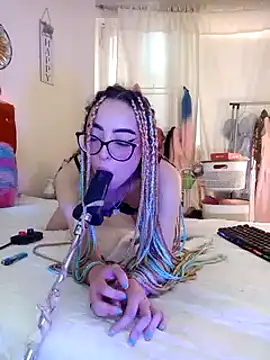 Yennastone online show from January 6, 2025, 7:35 pm