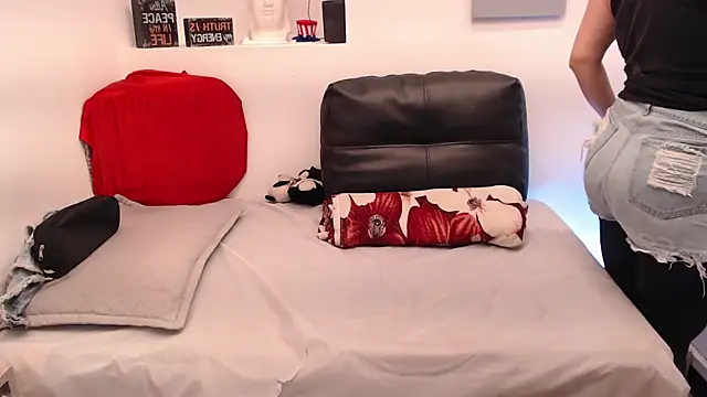 Snapshot of eva_twiss chatting on March 10, 2026, 11:59 am eva twiss online show from March 10, 2026, 11:59 am