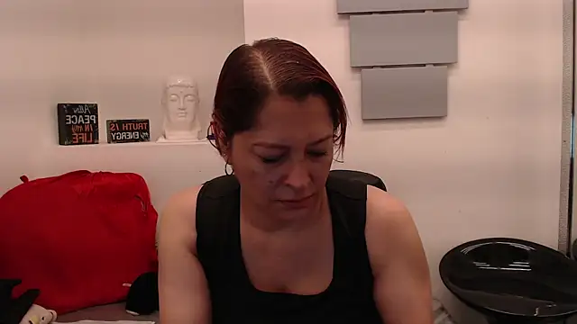 eva twiss online show from May 5, 2026, 12:46 pm