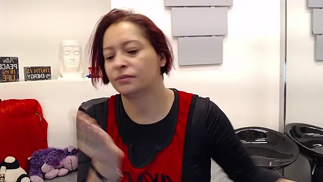 eva twiss online show from May 27, 2026, 12:13 pm