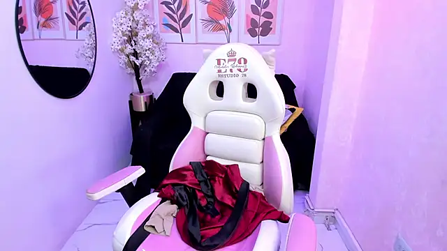 Zafiro t18 online show from January 23, 2025, 10:33 pm