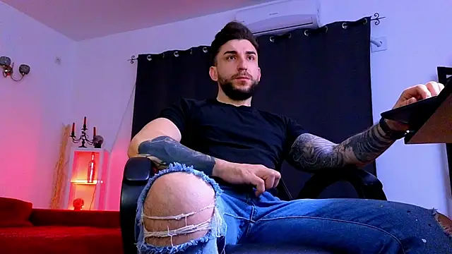 MightyAaron66 online show from April 17, 2026, 1:30 am