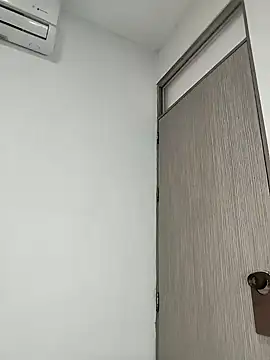 Snapshot of cuteluci_ chatting on January 12, 2025, 12:55 pm cuteluci online show from January 12, 2025, 12:55 pm