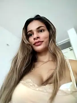 Snapshot of cuteluci_ chatting on September 28, 2025, 11:59 am cuteluci online show from September 28, 2025, 11:59 am