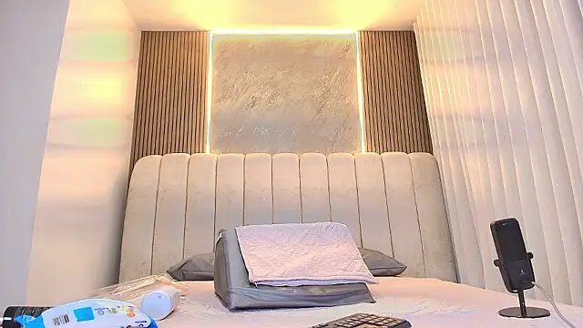 kata hazel online show from February 27, 2026, 7:14 pm