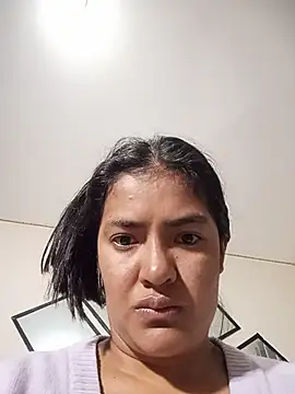 Snapshot of arianithaxox chatting on December 2, 2025, 6:19 am arianithaxox online show from December 2, 2025, 6:19 am