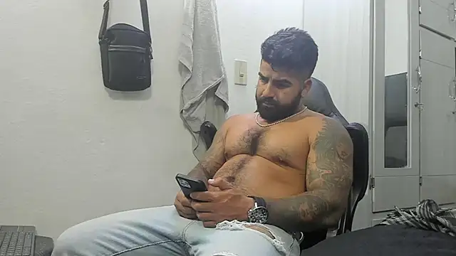 Lyon vach online show from February 4, 2025, 6:49 pm