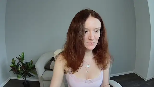 BarbaraStily online show from July 18, 2026, 12:42 pm