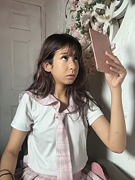 fairybel online show from February 7, 2026, 6:33 pm