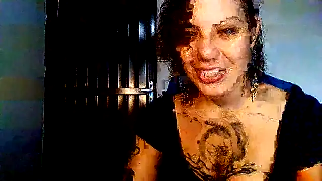 Submersidollx online show from April 26, 2026, 1:31 pm