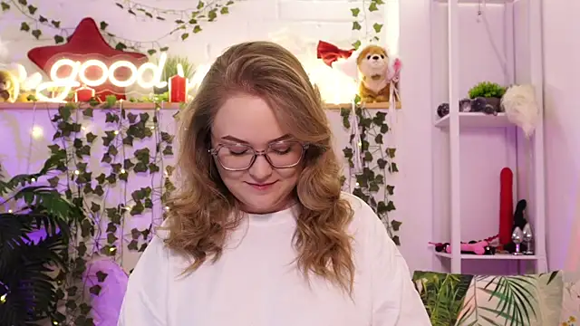 MonicaAsis online show from April 8, 2026, 6:08 pm