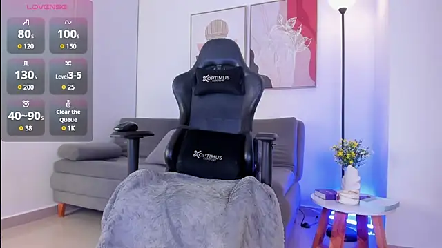 sofiiajones online show from March 17, 2026, 2:16 am