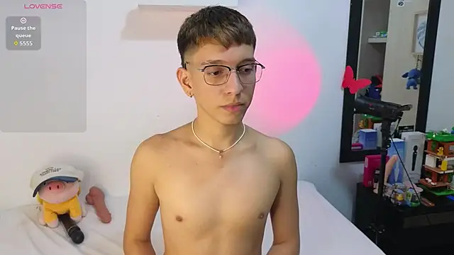 milky  boy  online show from June 8, 2026, 2:12 am