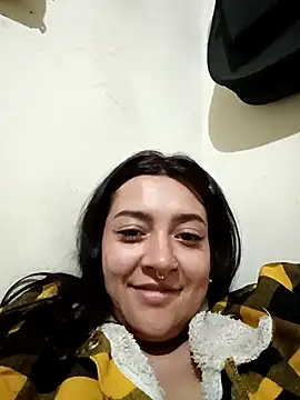 Snapshot of CORALINE_GREYM chatting on October 9, 2025, 12:52 am CORALINE GREYM online show from October 9, 2025, 12:52 am