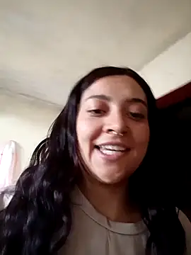 Snapshot of CORALINE_GREYM chatting on October 22, 2025, 6:29 pm CORALINE GREYM online show from October 22, 2025, 6:29 pm