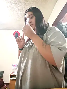 Snapshot of CORALINE_GREYM chatting on November 3, 2025, 5:42 am CORALINE GREYM online show from November 3, 2025, 5:42 am