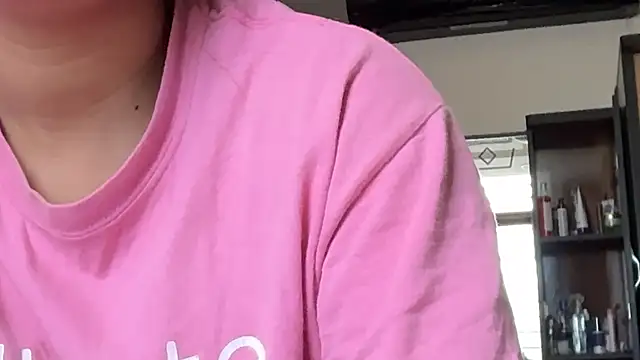 Hotty-Sana online show from March 23, 2026, 5:33 am