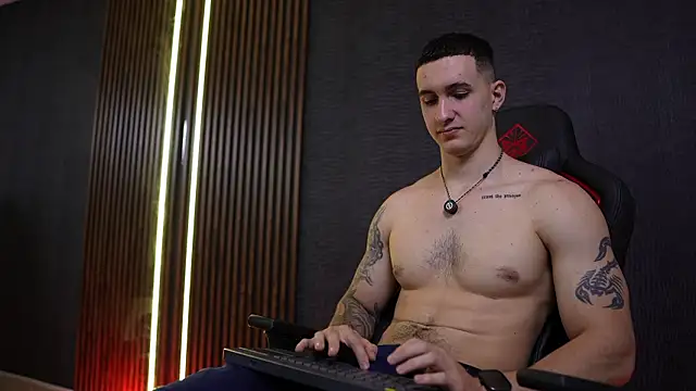 JacksonOlsenn online show from February 6, 2026, 8:45 pm