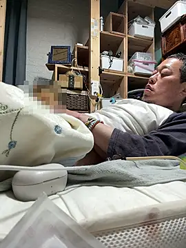 matilda08papars3 online show from December 4, 2025, 8:28 pm