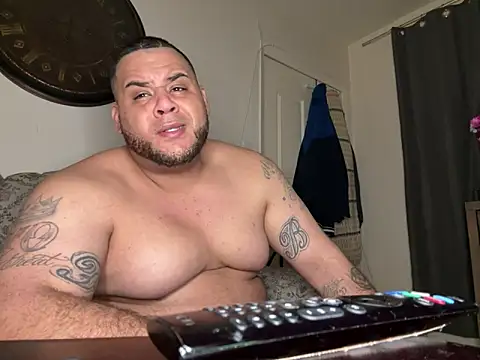 Snapshot of fatboyjayohh126 chatting on February 18, 2025, 8:16 am fatboyjayohh126 online show from February 18, 2025, 8:16 am