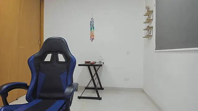 Samanthagax online show from March 25, 2026, 4:46 pm