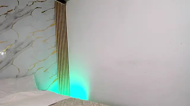 Snapshot of coralcarter1 chatting on November 14, 2025, 5:00 pm coralcarter1 online show from November 14, 2025, 5:00 pm