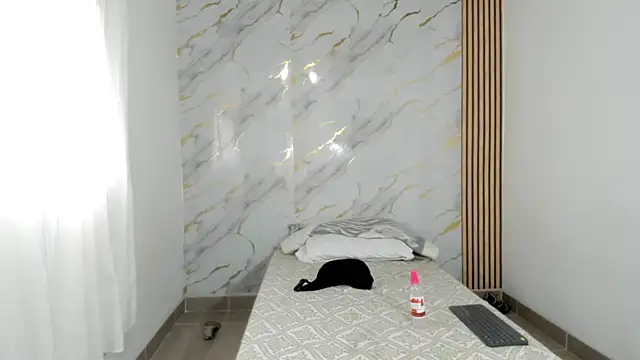 Snapshot of coralcarter1 chatting on January 8, 2026, 5:48 pm coralcarter1 online show from January 8, 2026, 5:48 pm