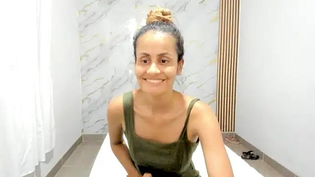 Snapshot of coralcarter1 chatting on February 8, 2026, 2:26 am coralcarter1 online show from February 8, 2026, 2:26 am