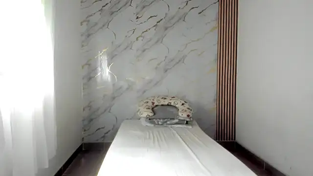 Snapshot of coralcarter1 chatting on February 15, 2026, 4:14 pm coralcarter1 online show from February 15, 2026, 4:14 pm